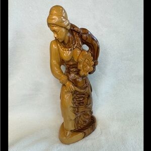 Olive Wood Hand carved collectible Ruth biblical figurine